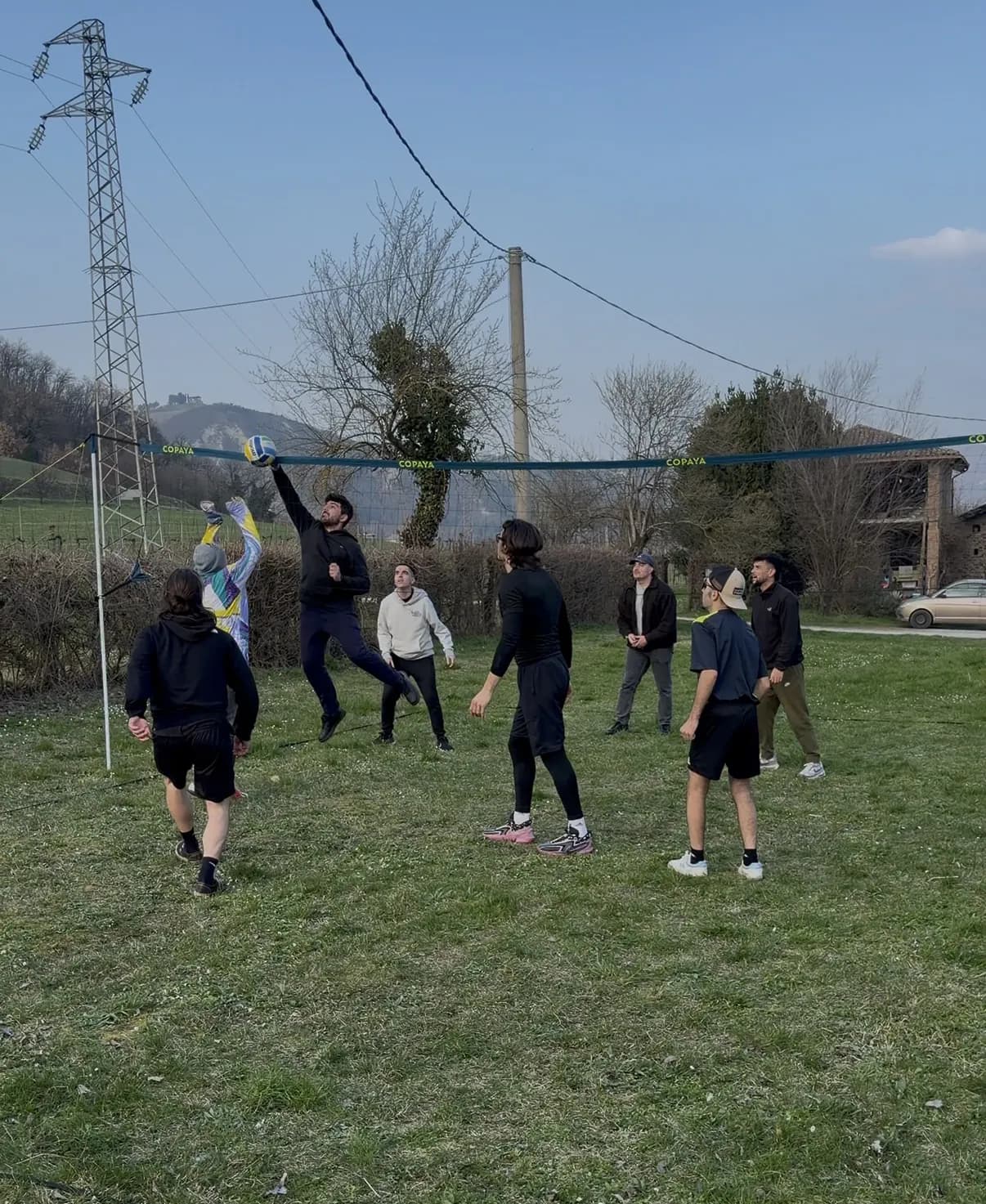 Torneo di pallavolo durante un CoLivers Meetup