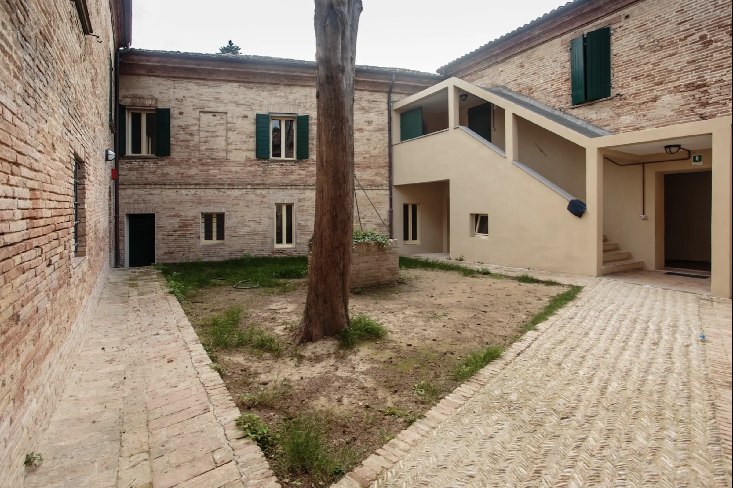 Veranda esterna di Villa Bassa del Prelato